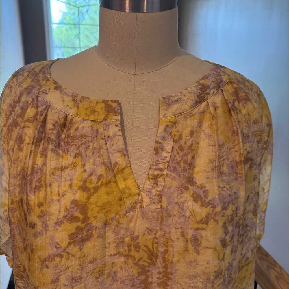 NWT- MELLODAY Yellow and Purple Pleated Short Sleeve Blouse- SZ-XL